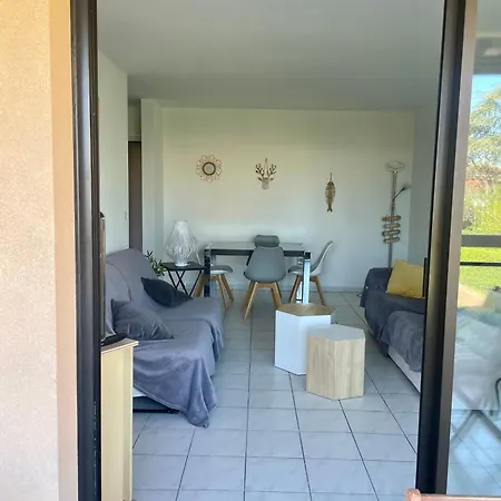 Joli Avec Piscine Antibes